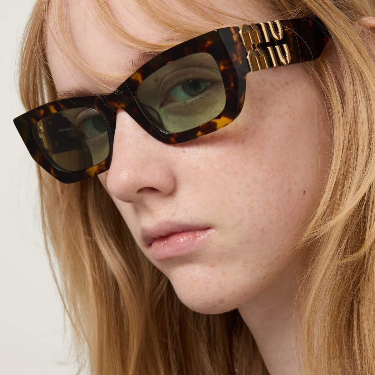 Miu Miu SMU09W — Miu Glimpse Güneş Gözlüğü 2